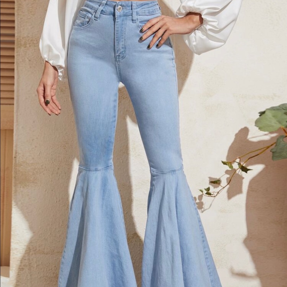 Light Blue Flared Women's Jeans